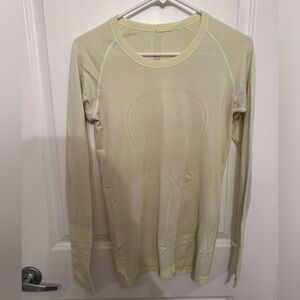 Lululemon swiftly tech long sleeve size 8